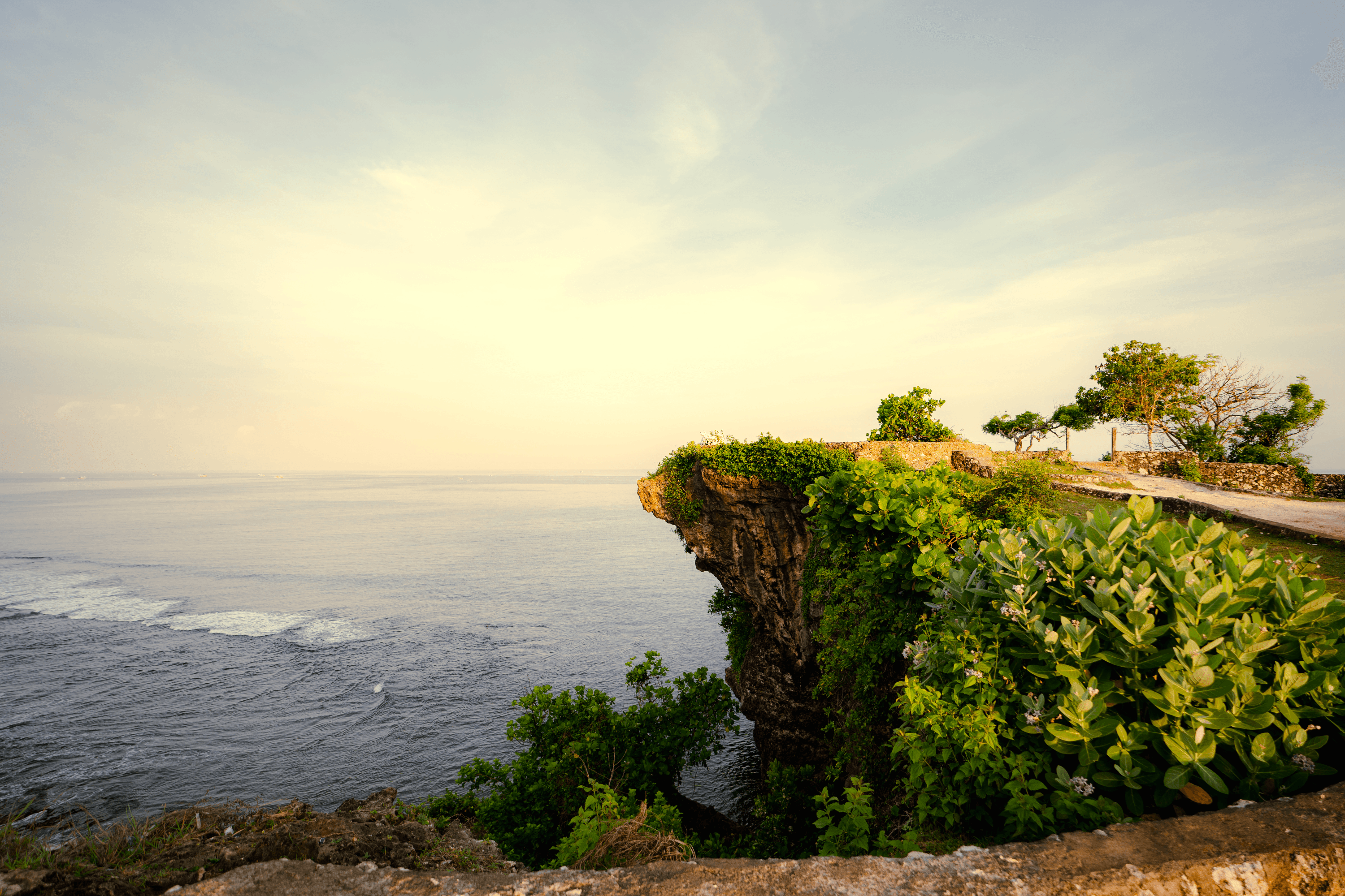Wedding rings and hands with bouquet