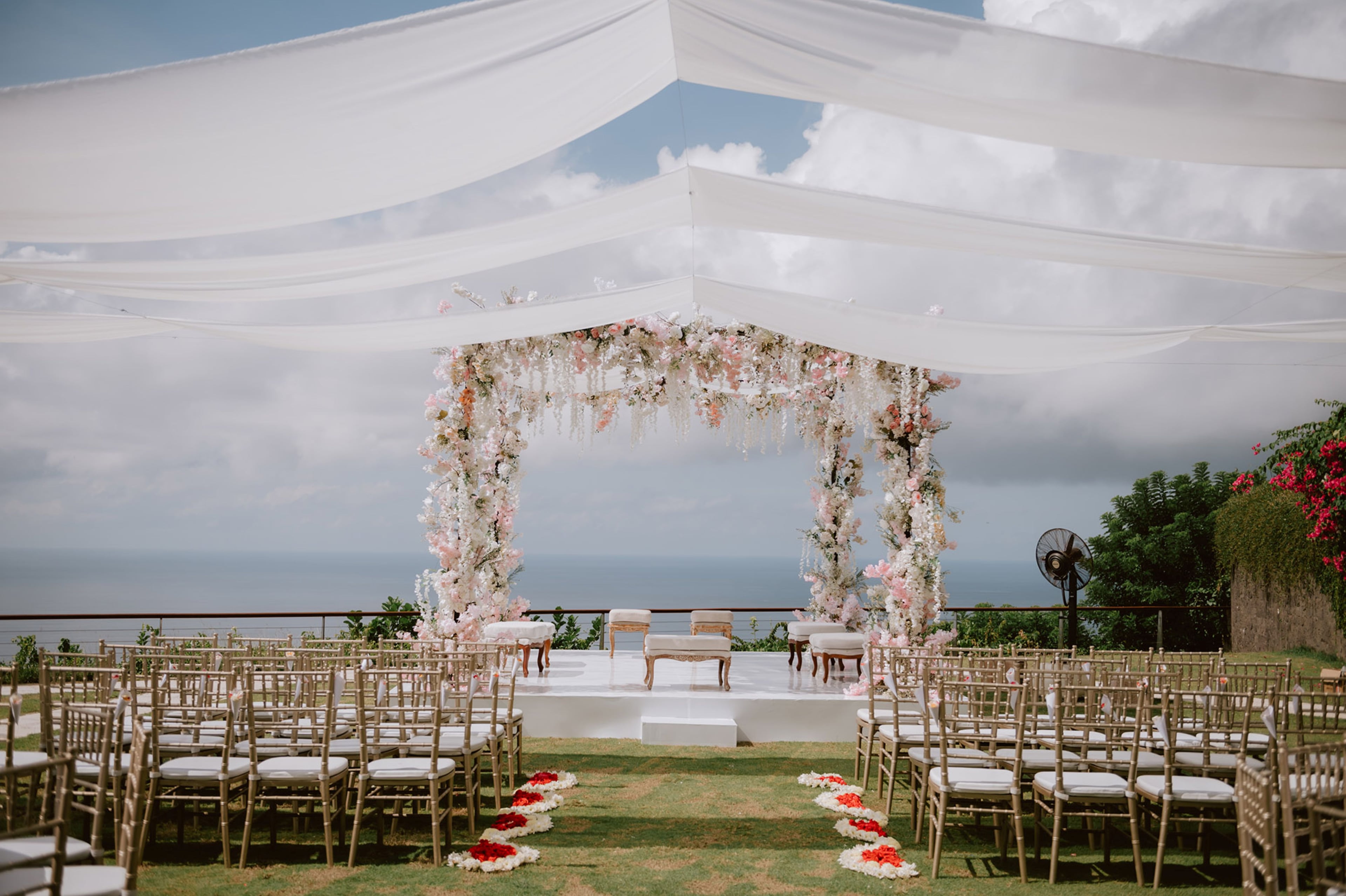 The Edge Bali - Cliffside Architectural Icon